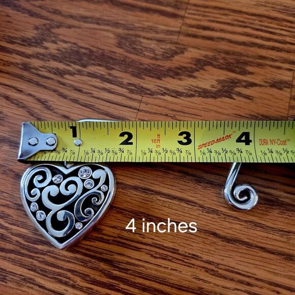 BRIGHTON "Contempo Heart" Silver And Crystal Handbag Table Hook EVERYDAY CHIC! - Picture 8 of 9